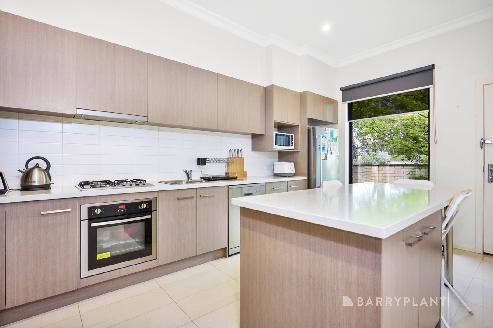 39 Cambridge Road, Mooroolbark, VIC 3138, Mooroolbark - Thumbnail 3