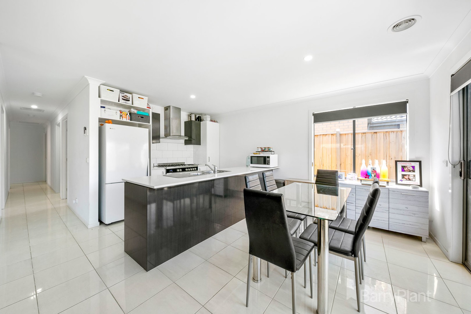 39 Caversham DrivePakenham, VIC 3810, Pakenham - Thumbnail 3