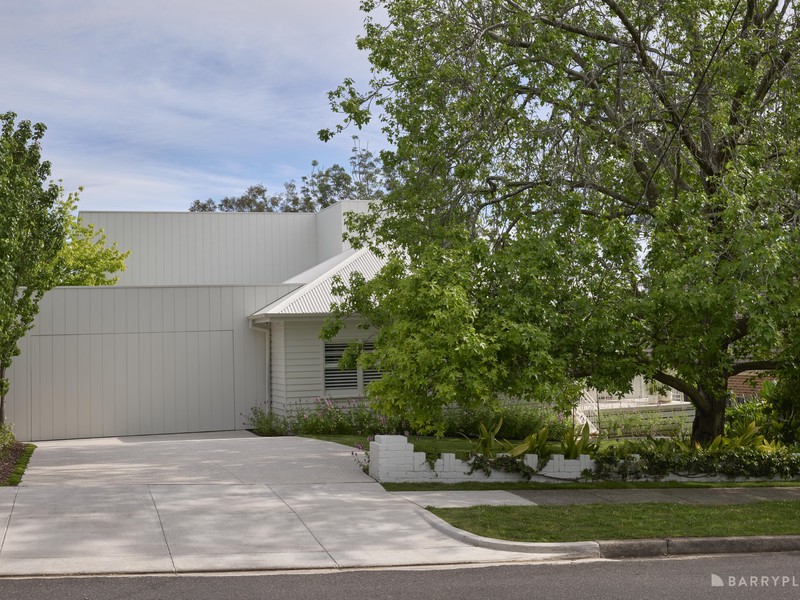 39 Churinga Avenue, Mitcham, VIC 3132 - Image - 04/03/2026