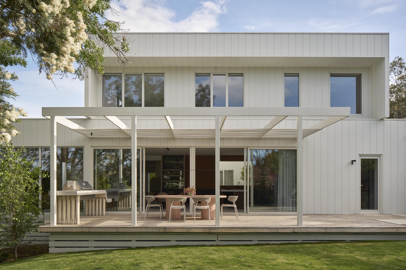 39 Churinga Avenue, Mitcham, VIC 3132 - Thumbnail 2 - 04/03/2026