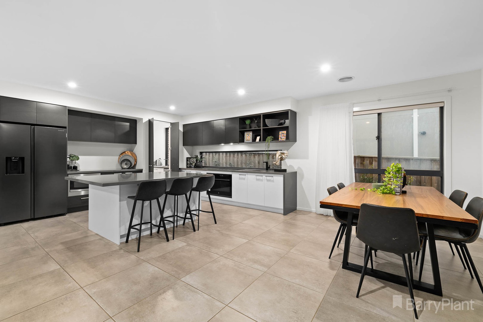 39 Cliveden Drive, Officer, VIC 3809, Officer - Thumbnail 6