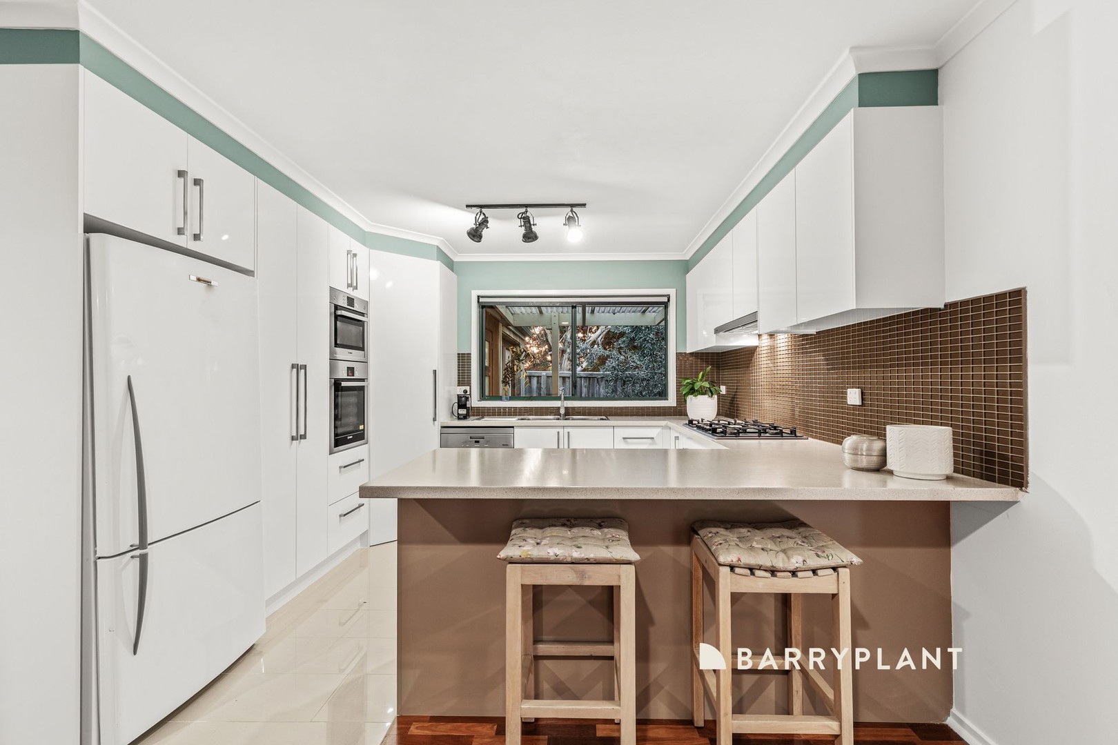 39 Crusoe Drive, Lysterfield, VIC 3156, Lysterfield - Thumbnail 4