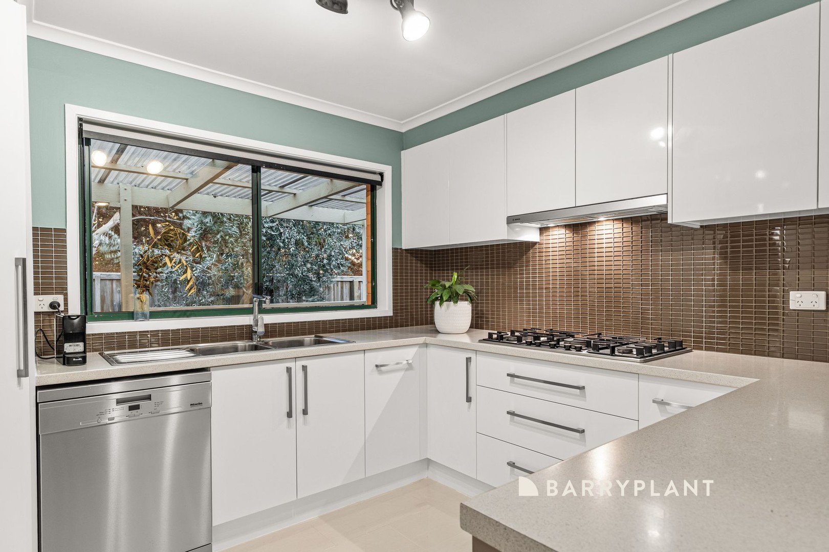 39 Crusoe Drive, Lysterfield, VIC 3156, Lysterfield - Thumbnail 5