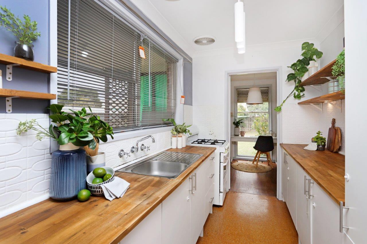 39 Felstead Avenue, Sunshine West, VIC 3020, Sunshine West - Thumbnail 8