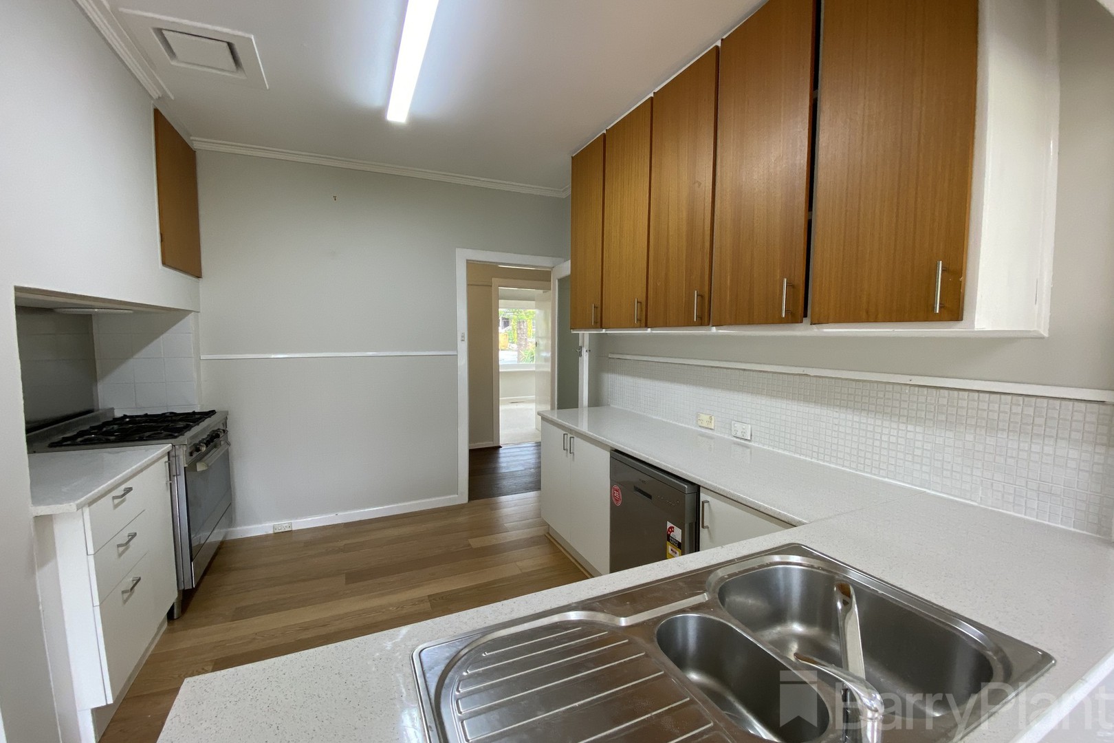 39 George Street, Ashwood, VIC 3147 - Thumbnail 2 - 15/12/2021