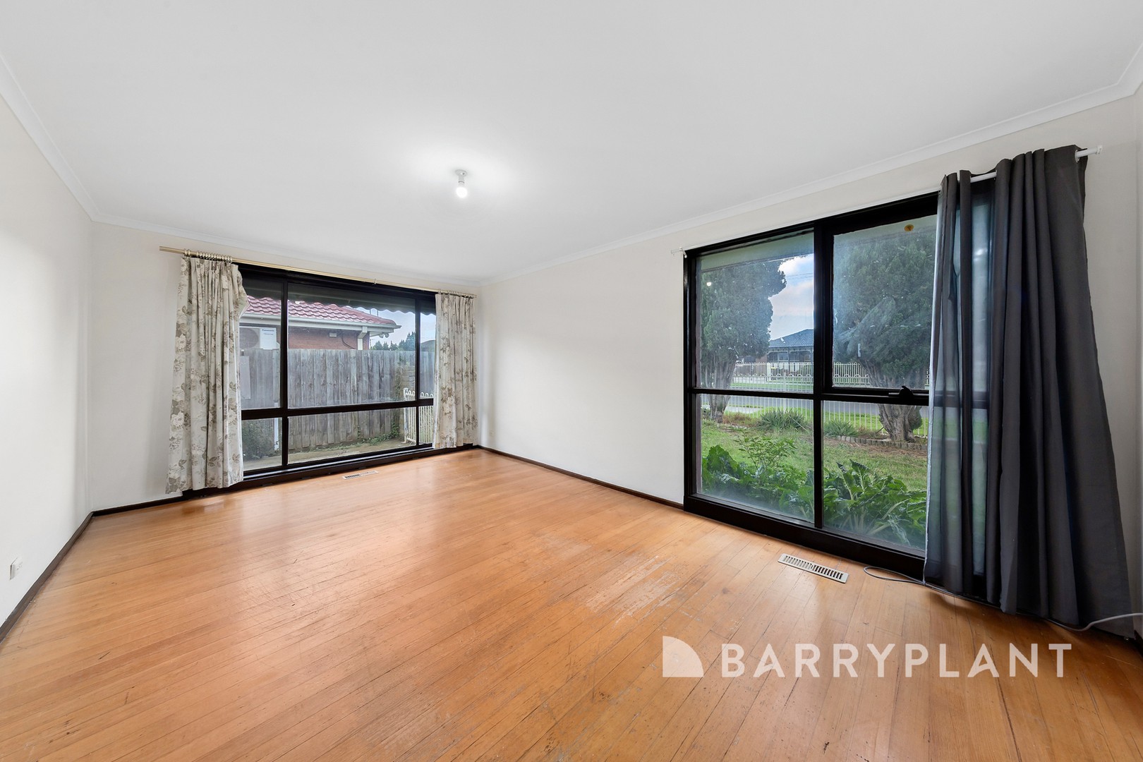 39 Gillespie Road, St Albans, VIC 3021 - Thumbnail 2 - 24/06/2026
