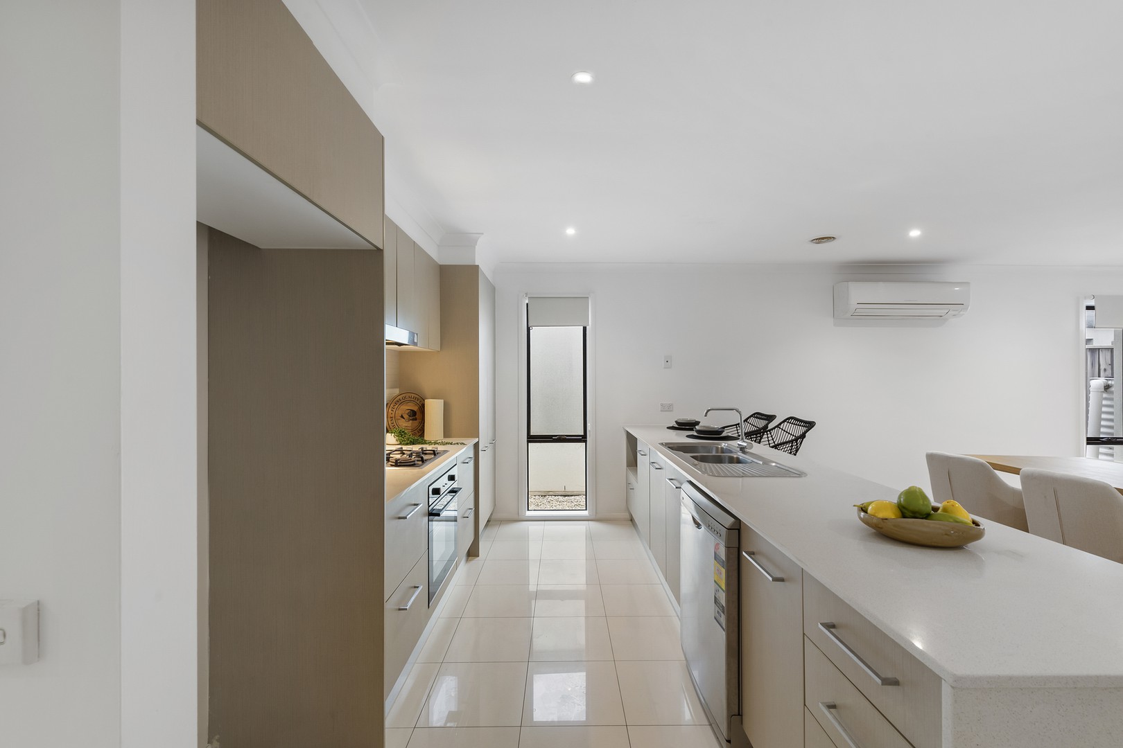 39 Giverny Close, Burnside Heights, VIC 3023, Burnside Heights - Thumbnail 4