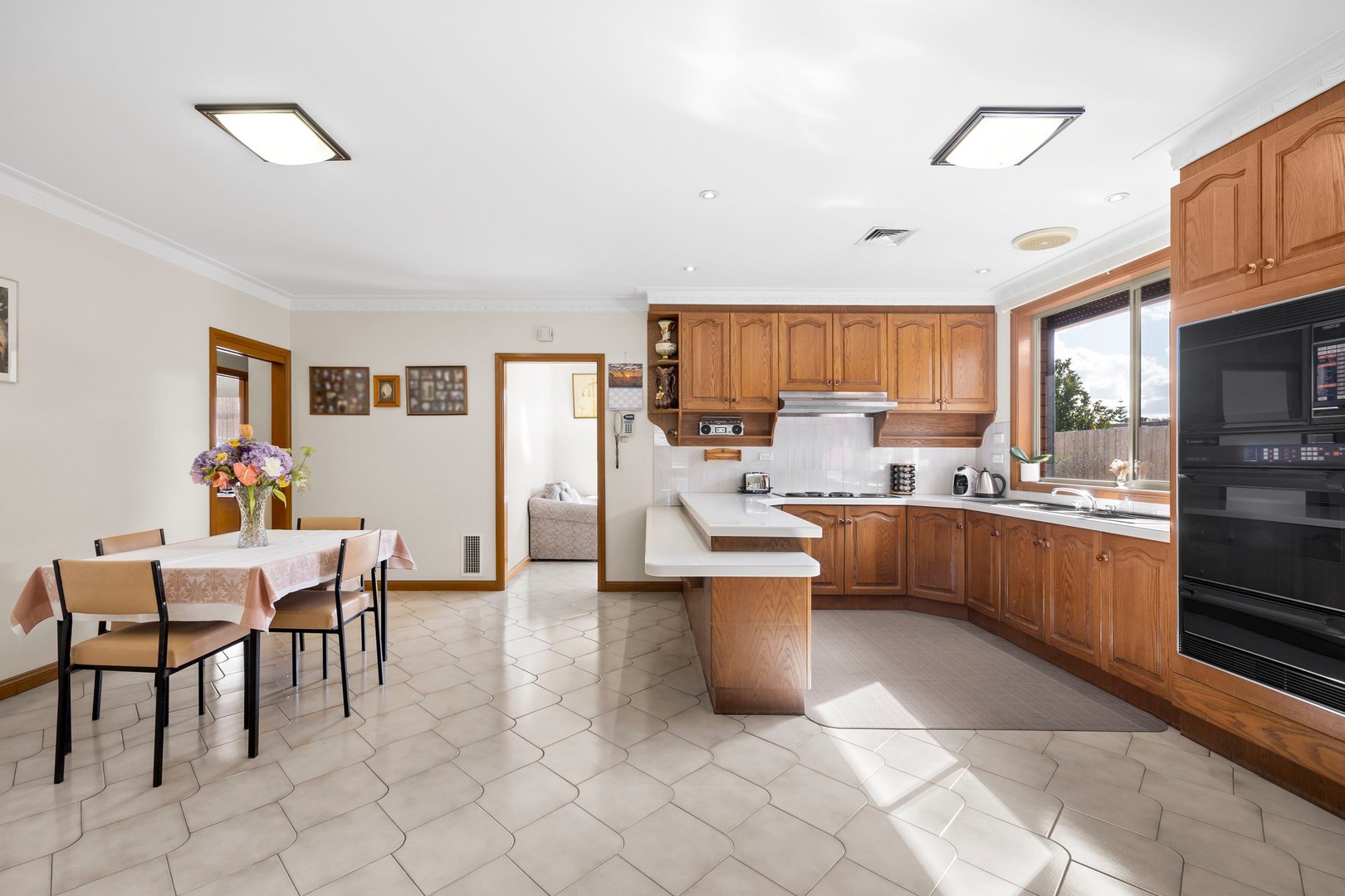 39 Glinden Avenue, Ardeer, VIC 3022, Ardeer - Thumbnail 3