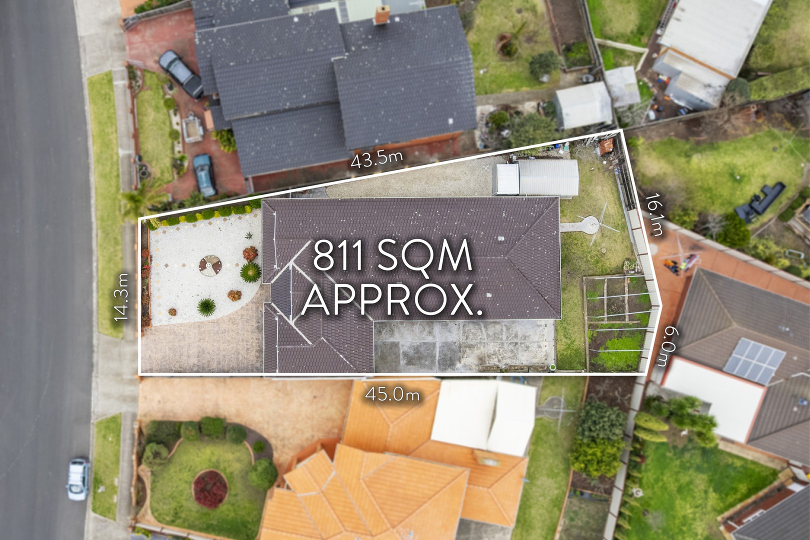 39 Goodwood Drive, Keilor Downs, VIC 3038 - Thumbnail 2 - 11/08/2025