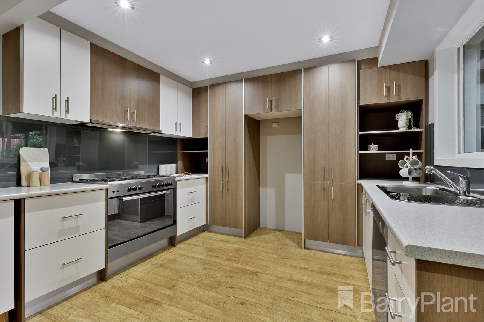 39 Hibiscus Avenue, Bundoora, VIC 3083, Bundoora - Thumbnail 4