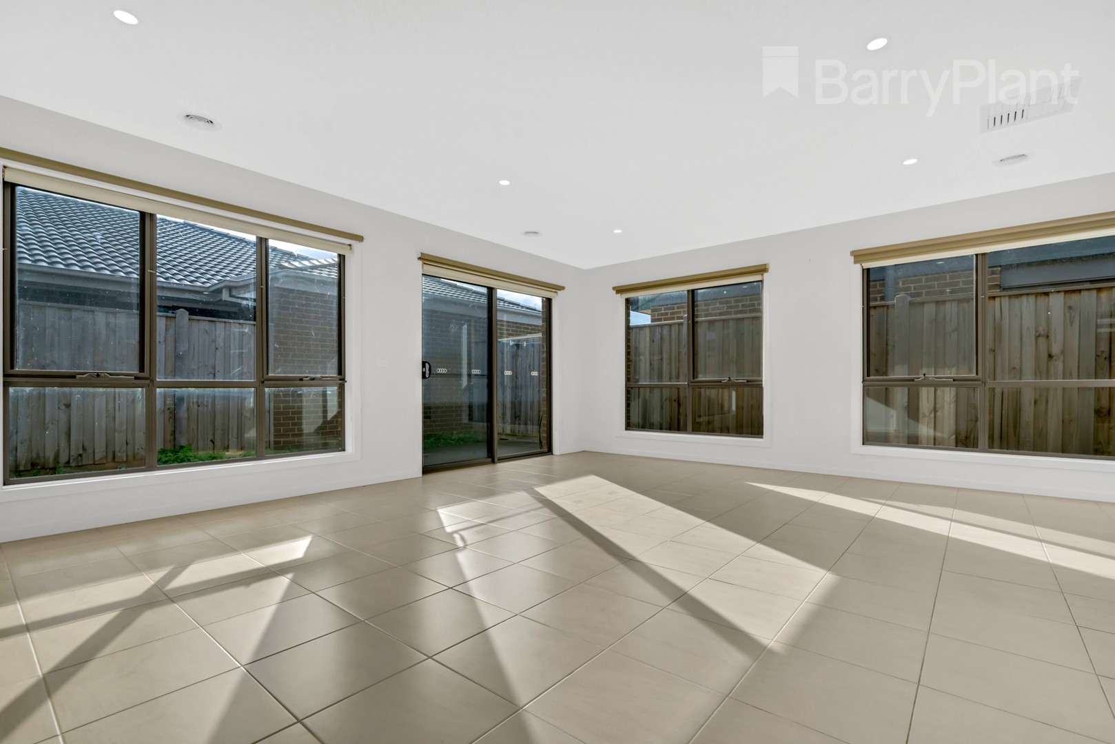 39 Highfield Drive, Mickleham, VIC 3064, Mickleham - Thumbnail 5