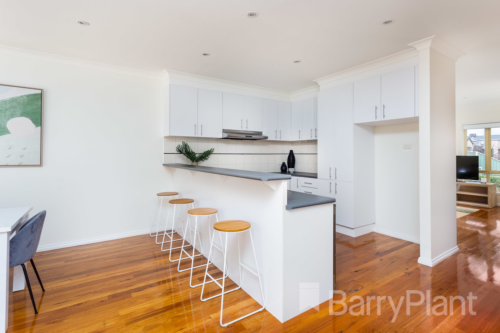 39 Hyde Park Terrace, Point Cook, VIC 3030, Point Cook - Thumbnail 3