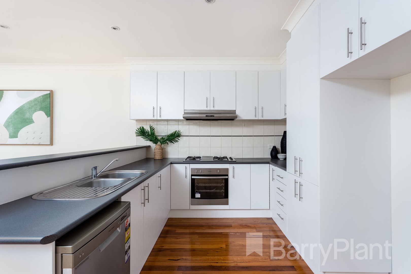 39 Hyde Park Terrace, Point Cook, VIC 3030, Point Cook - Thumbnail 4