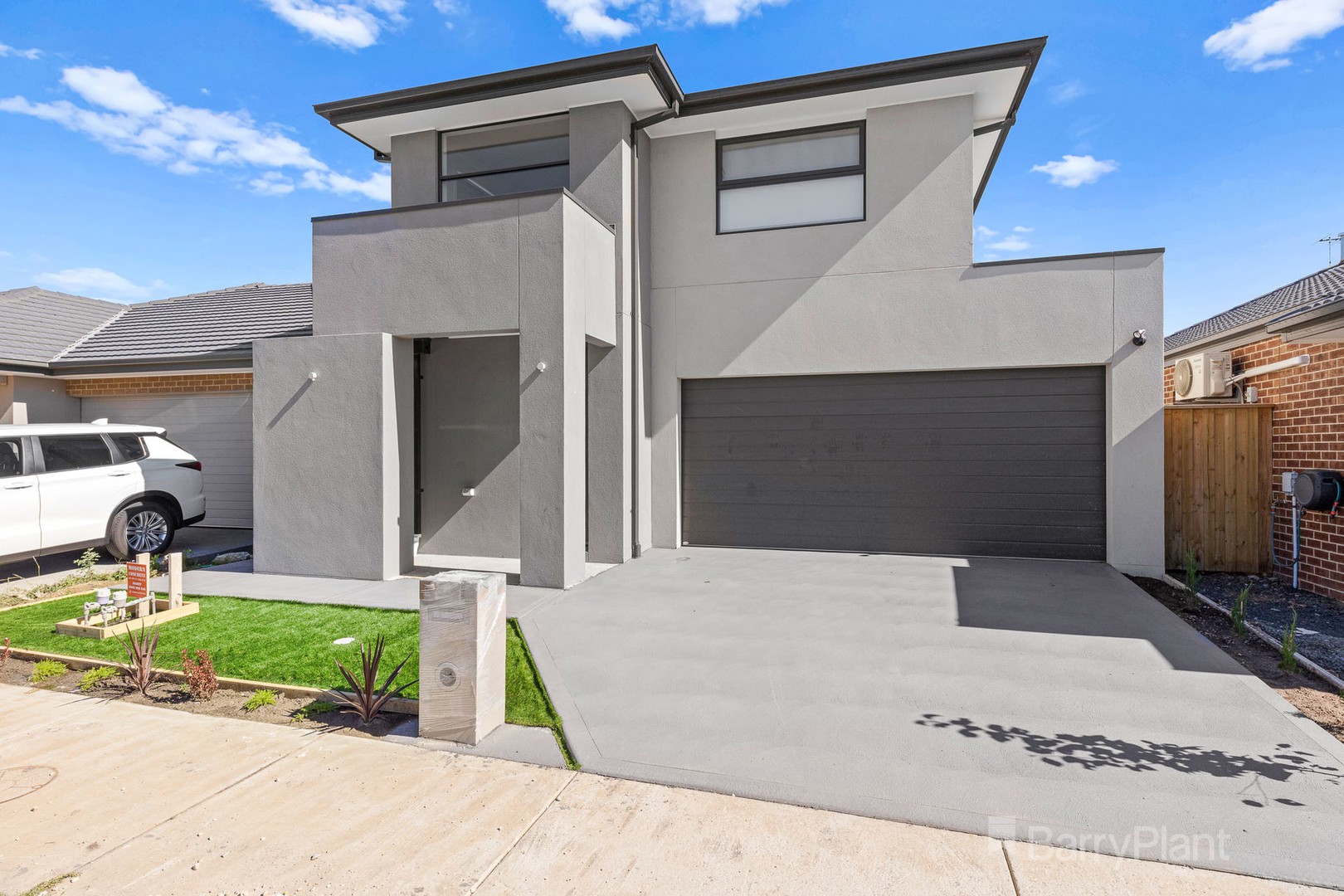39 Kunlun Crescent, Clyde North, VIC 3978 - Thumbnail 1 - 13/01/2026