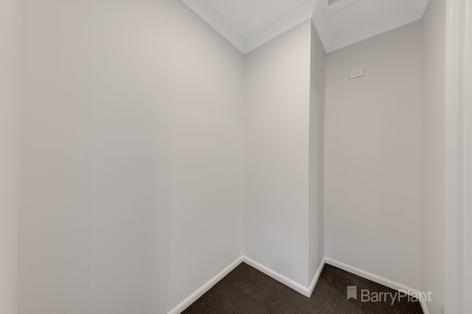 39 Kunlun Crescent, Clyde North, VIC 3978, Clyde North - Thumbnail 7