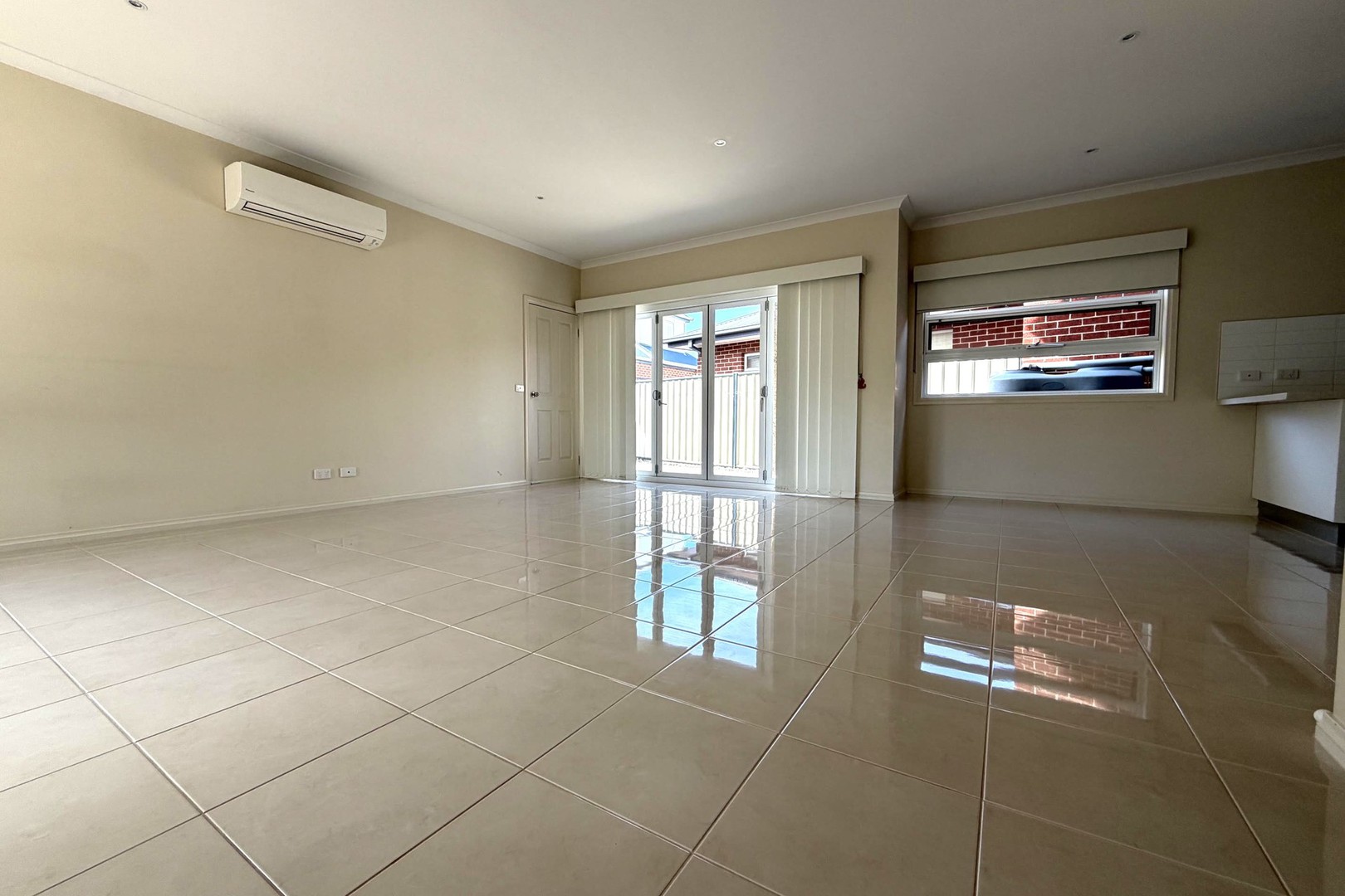39 Lennon Boulevard, Point Cook, VIC 3030 - Thumbnail 2 - 01/09/2026