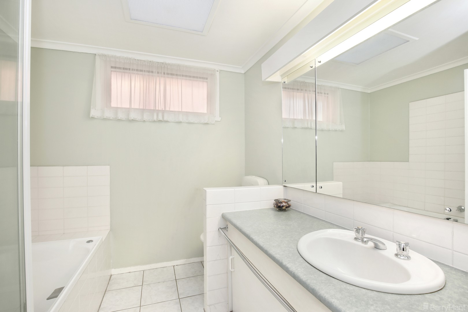 39 Lockhart Road, Ringwood North, VIC 3134, Ringwood North - Thumbnail 7