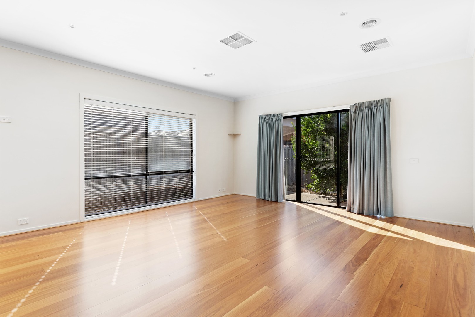 39 Lukis Avenue, Williams Landing, VIC 3027, Williams Landing - Thumbnail 4