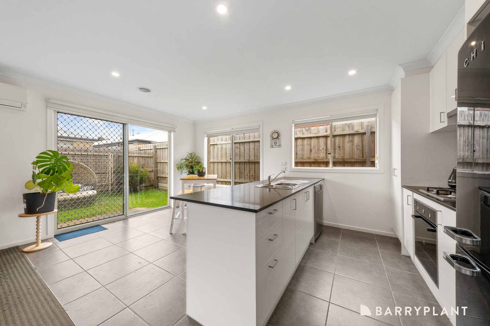 39 Merlot Road, Pakenham, VIC 3810, Pakenham - Thumbnail 2