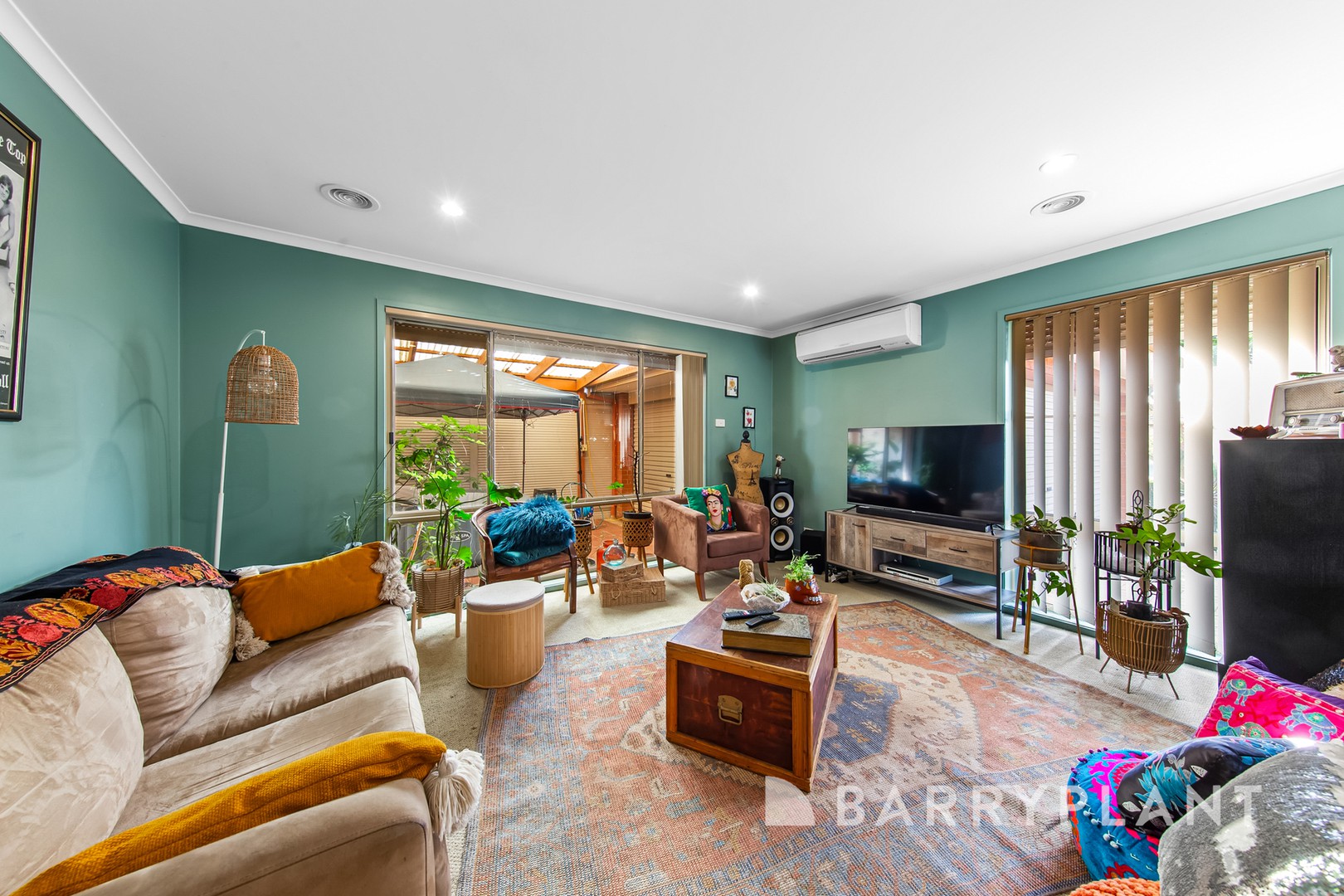 39 Mockridge Avenue, Burnside, VIC 3023 - Thumbnail 2 - 15/12/2023