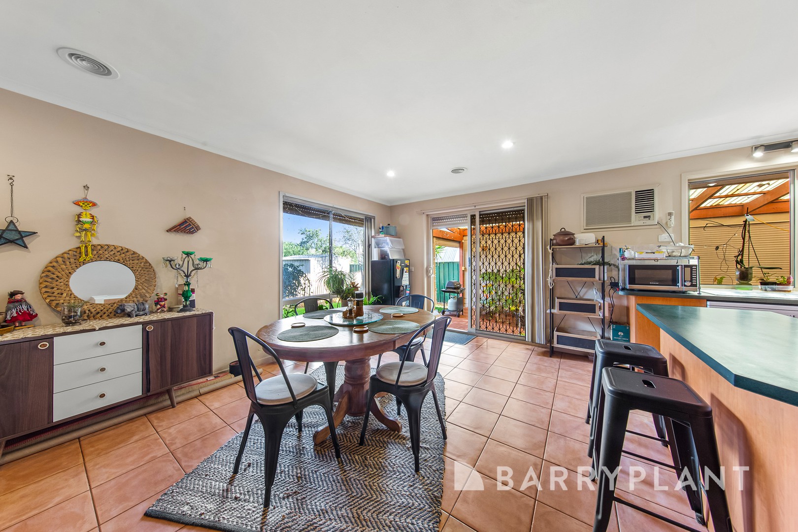 39 Mockridge Avenue, Burnside, VIC 3023, Burnside - Thumbnail 2