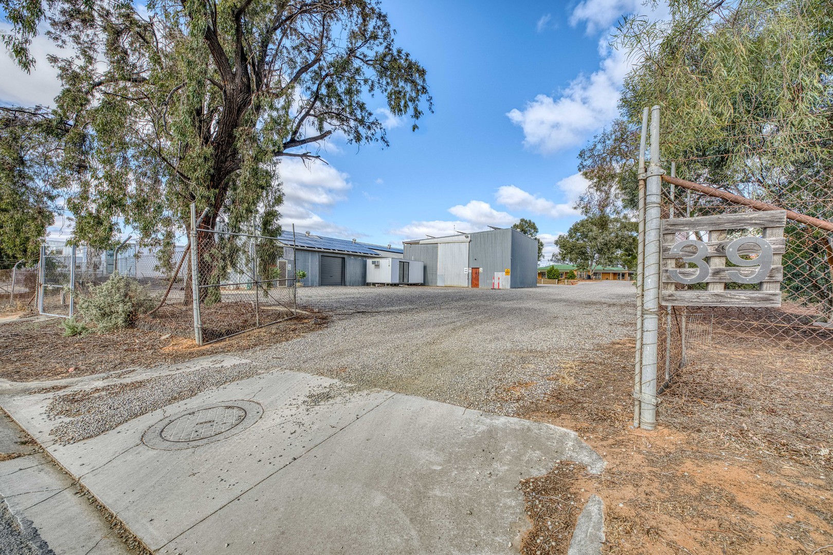 39 Moore Street, Robinvale, VIC 3549 - Thumbnail 2 - 17/11/2025