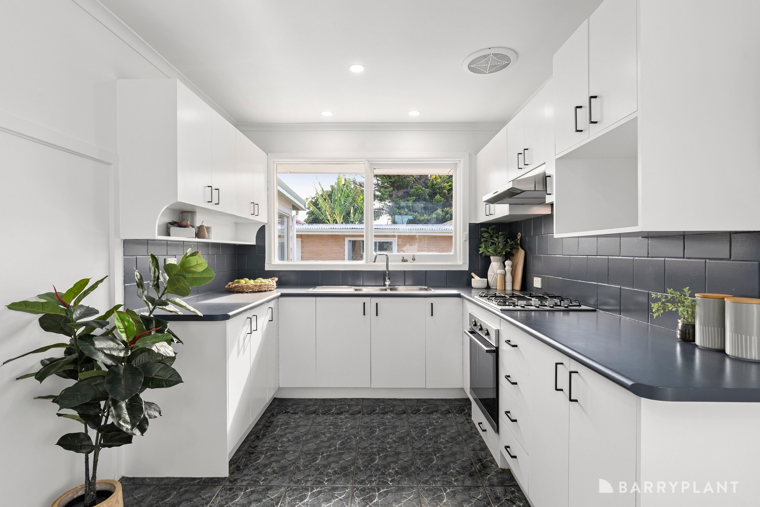 39 Nottingham Street, Sunshine North, VIC 3020, Sunshine North - Thumbnail 3