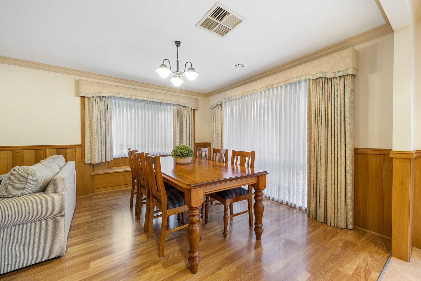 39 Queens ParadeHillside, VIC 3037, Hillside - Thumbnail 3