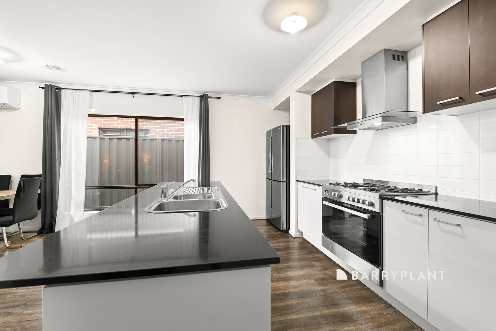 39 Revelstoke Crescent, Pakenham, VIC 3810, Pakenham - Thumbnail 4