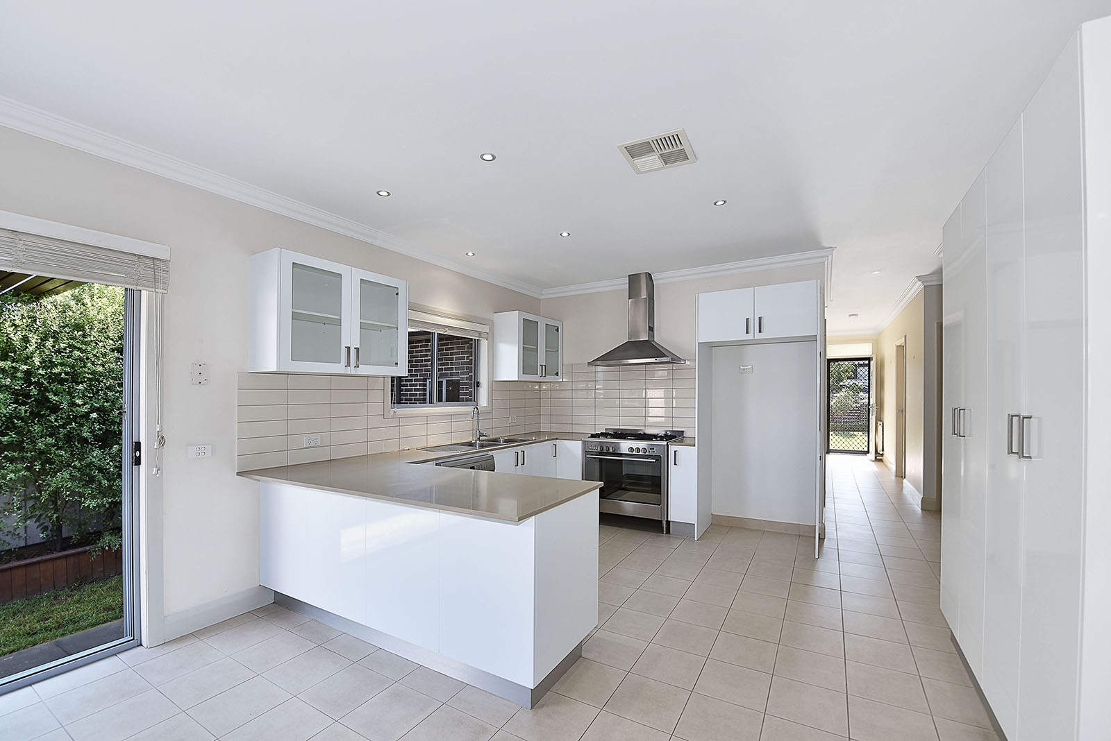 39 Shaw Street, Niddrie, VIC 3042 - Thumbnail 2 - 16/05/2025