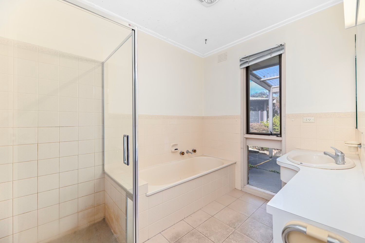 39 Sheringham Drive, Wheelers Hill, VIC 3150, Wheelers Hill - Thumbnail 5
