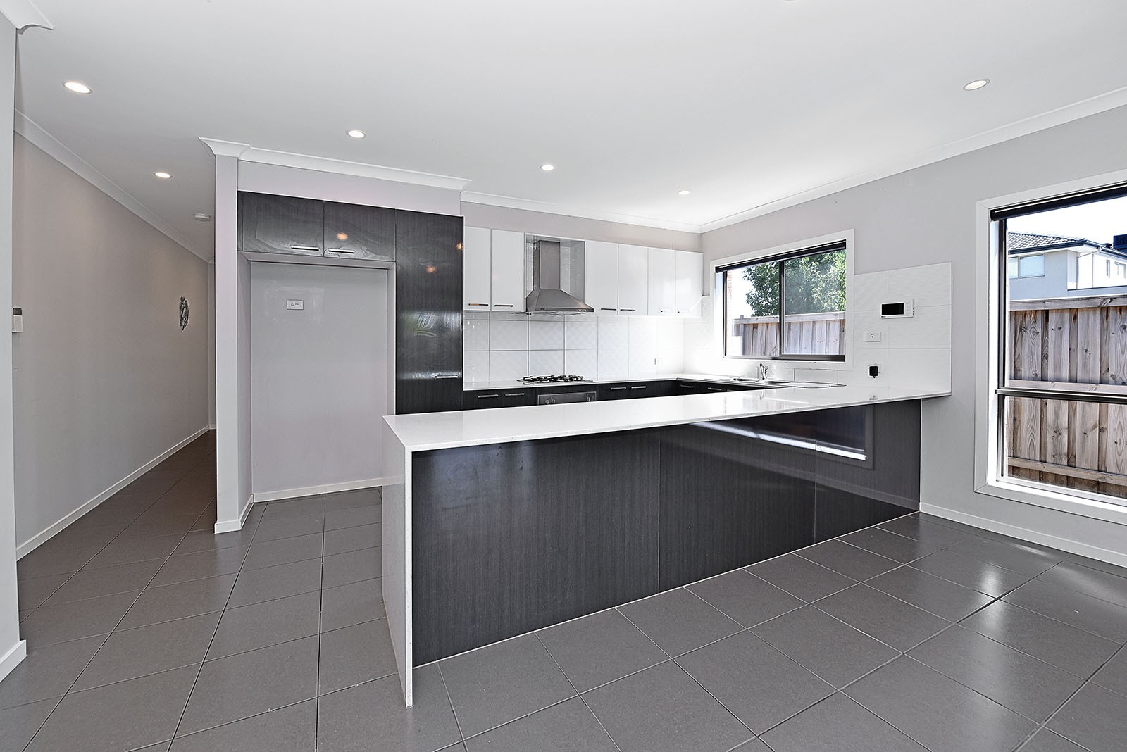 39 Silverwood Dr, Greenvale, VIC 3059, Greenvale - Thumbnail 3