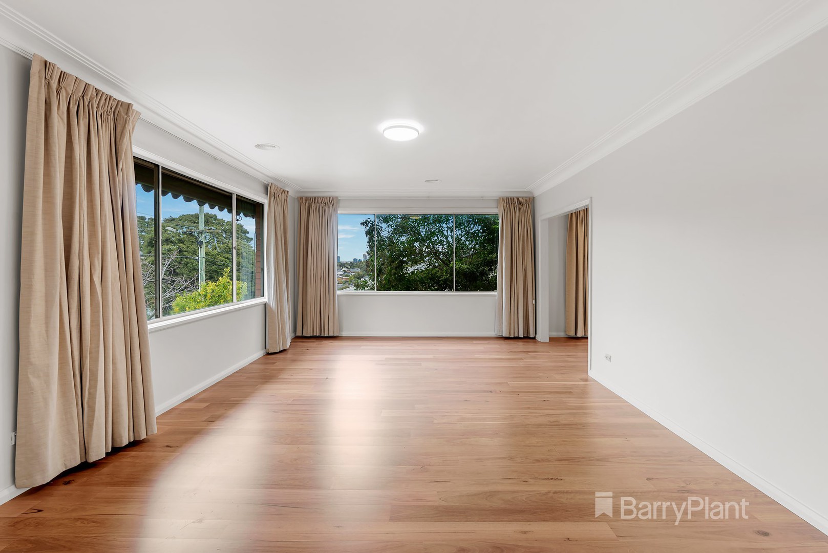 39 Somerville Street, Doncaster, VIC 3108, Doncaster - Thumbnail 3