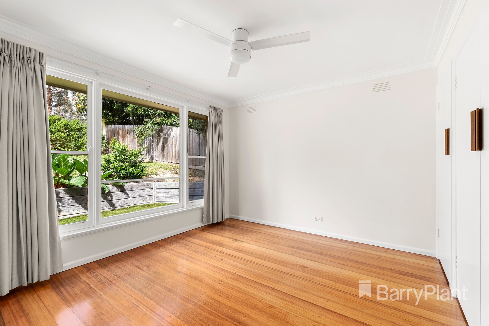 39 Stanley Avenue, Eltham, VIC 3095, Eltham - Thumbnail 4