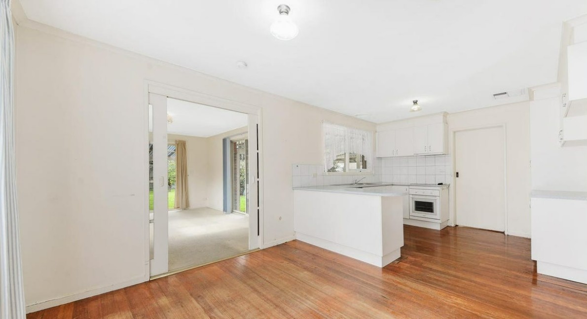 39 Sylphide Way, Wantirna South, VIC 3152 - Thumbnail 2 - 05/05/2026