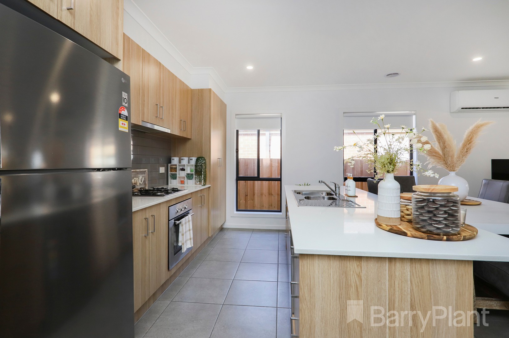 39 Vermilion Dr, Greenvale, VIC 3059, Greenvale - Thumbnail 4