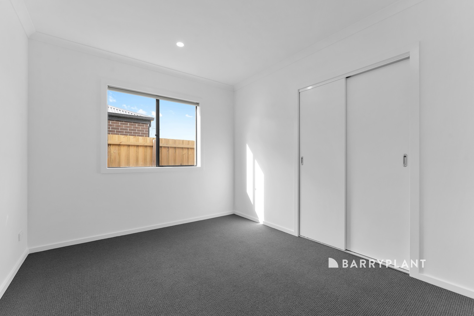 39 Vondel Way, Clyde North, VIC 3978 - Thumbnail 2 - 06/05/2026