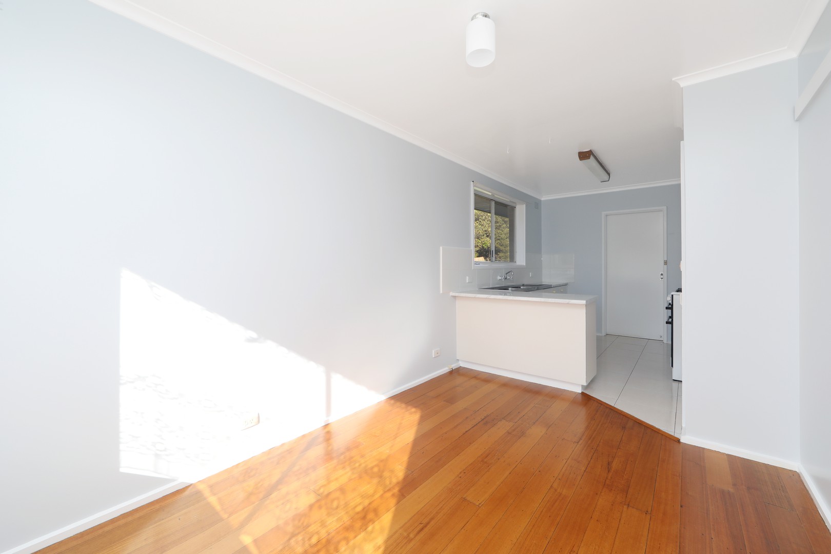 39 Waters Avenue, Upper Ferntree Gully, VIC 3156, Upper Ferntree Gully - Thumbnail 3