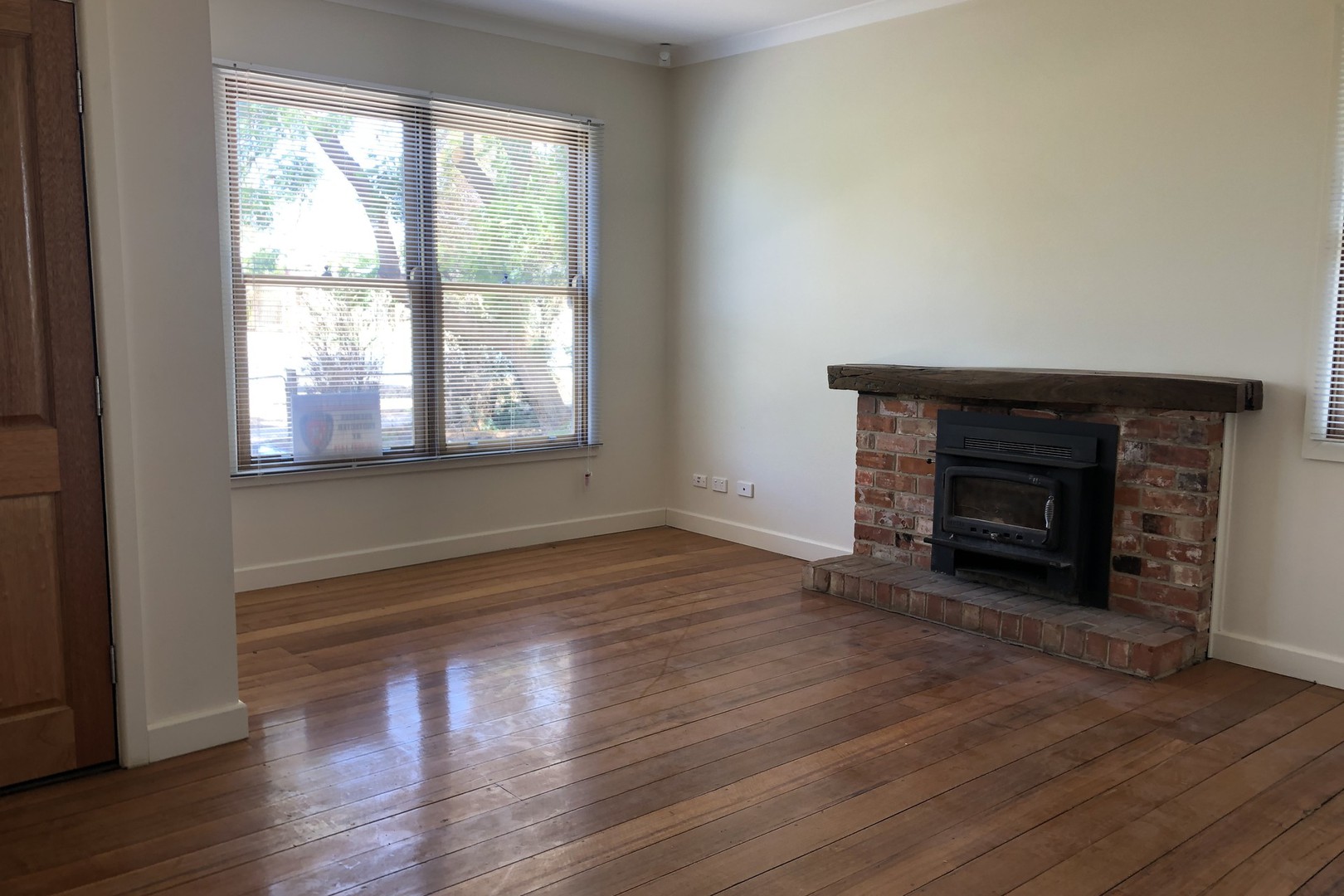 393 Etiwanda Avenue, Mildura, VIC 3500 - Thumbnail 1 - 25/11/2021