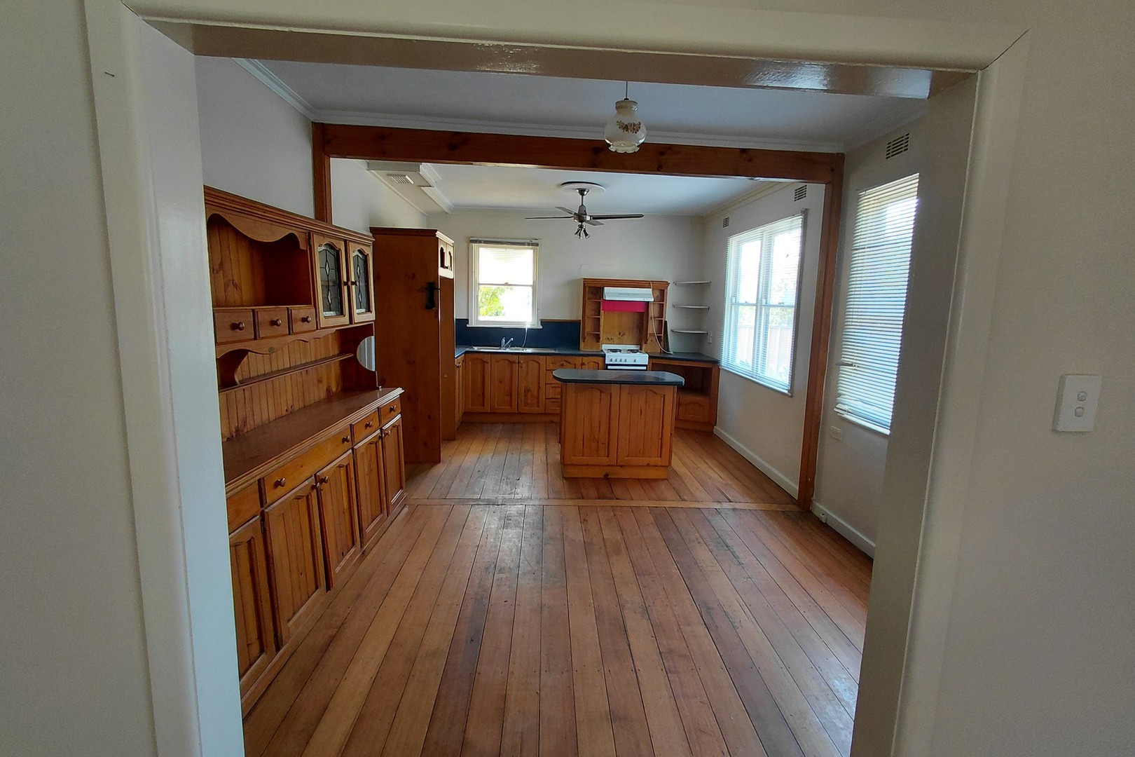 393 Etiwanda Avenue, Mildura, VIC 3500, Mildura - Thumbnail 2