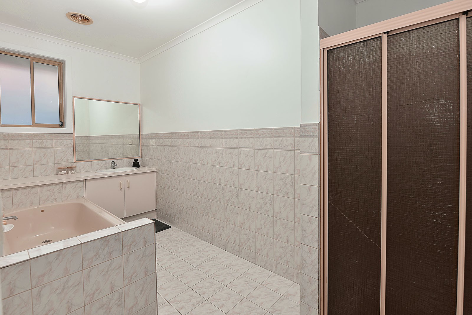39A Bowes Ave, Airport West, VIC 3042, Airport West - Thumbnail 4