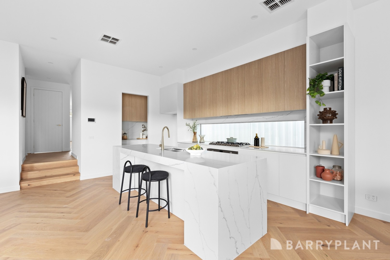 3B Albert Street, Oak Park, VIC 3046 - Thumbnail 2 - 19/05/2025