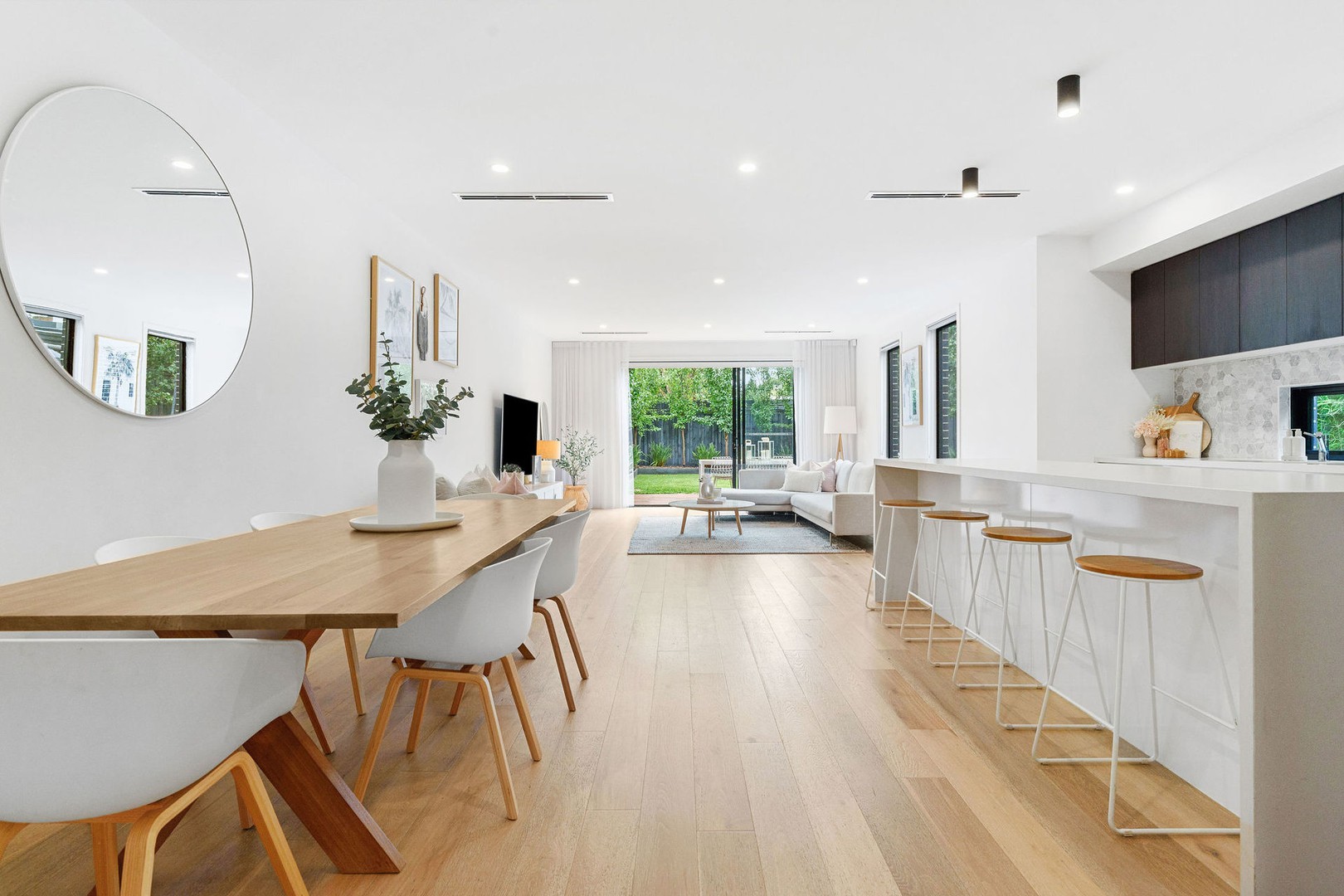 3B Bradshaw Street, Frankston, VIC 3199, Frankston - Thumbnail 3