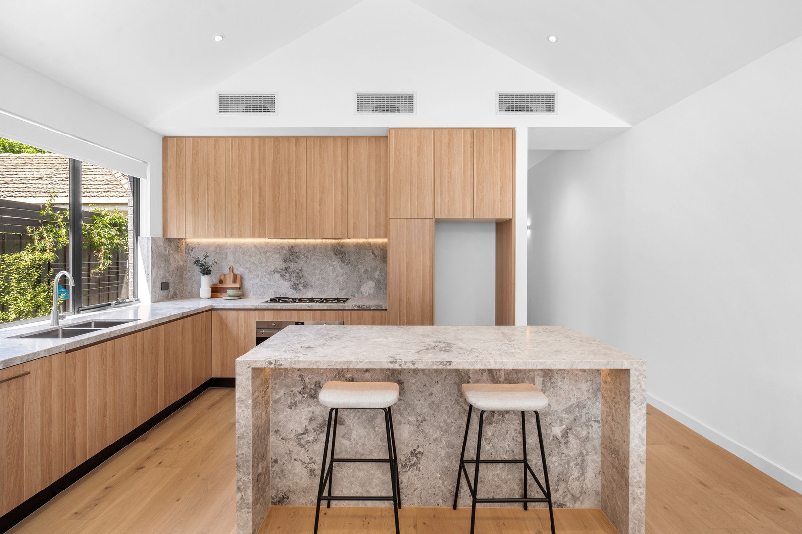3B Clark Street, Reservoir, VIC 3073, Reservoir - Thumbnail 5