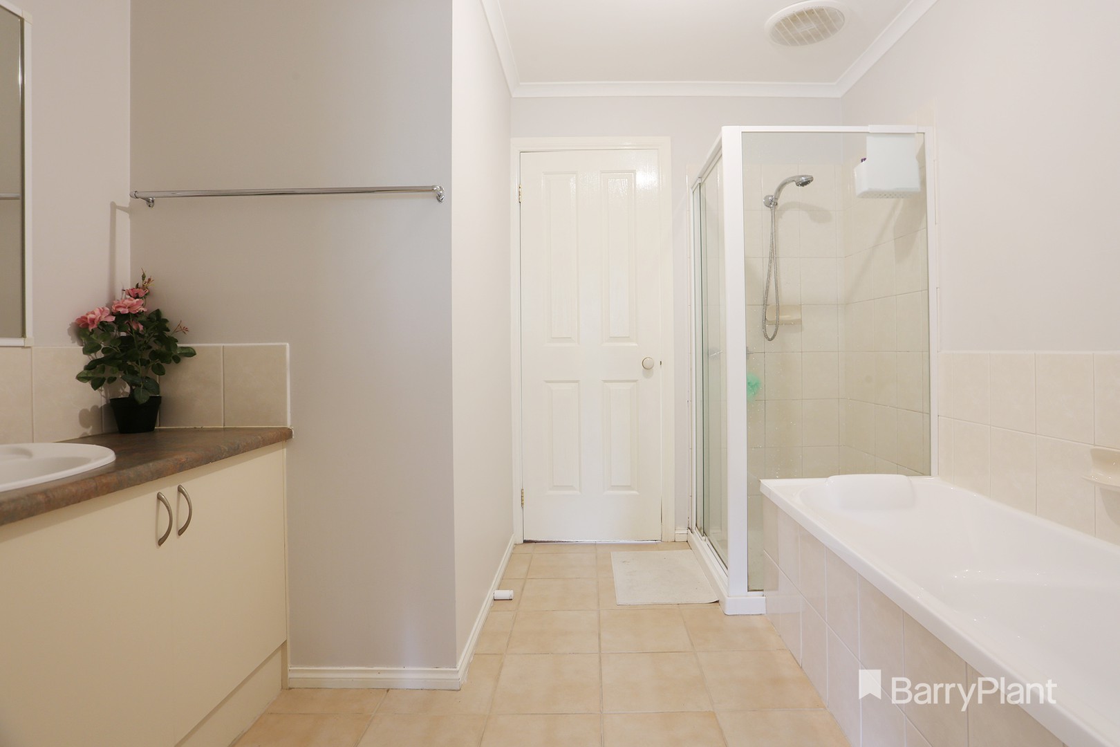 4/1 O'shannessy Street, Pakenham, VIC 3810, Pakenham - Thumbnail 8