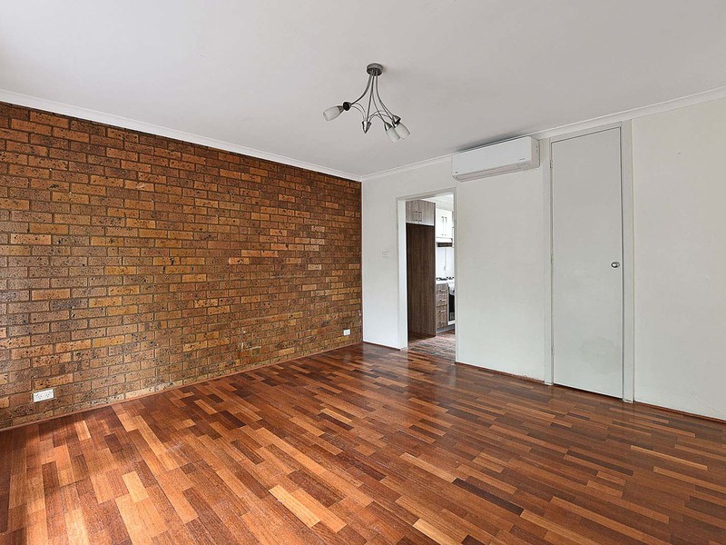 4/10 Dunlop Street, Maribyrnong, VIC 3032 - Image - 02/04/2026