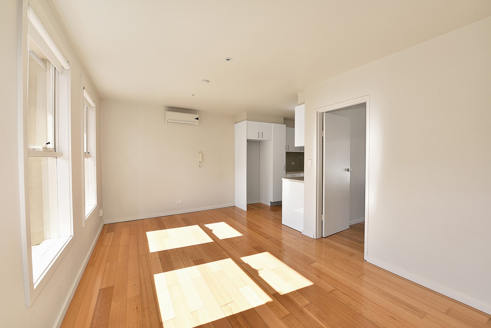 4/10 Violet  Street, Essendon, VIC 3040, Essendon - Thumbnail 2