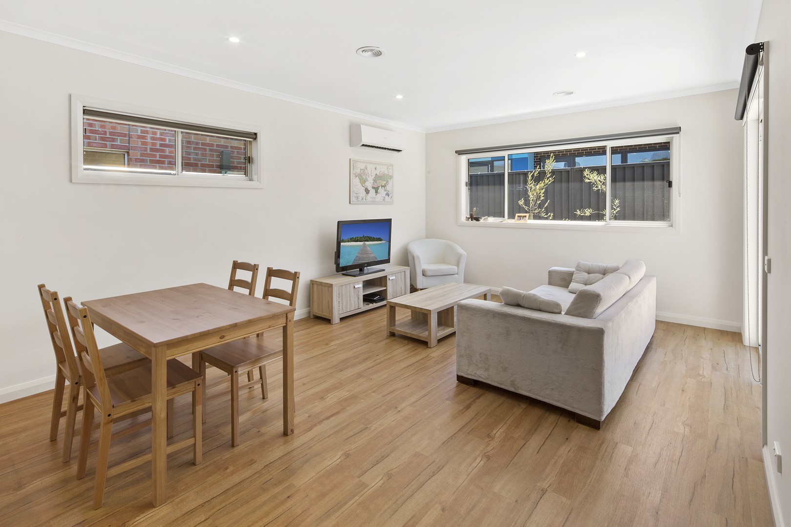 4/10 Wood Street, Soldiers Hill, VIC 3350, Soldiers Hill - Thumbnail 2
