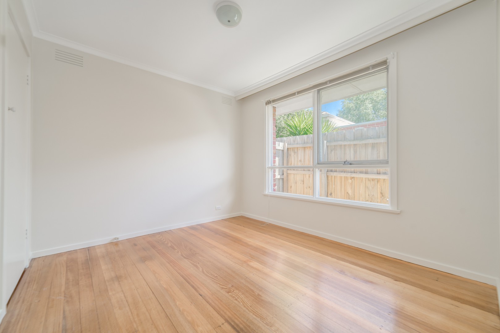 4/11 Brougham Street, Box Hill, VIC 3128, Box Hill - Thumbnail 2