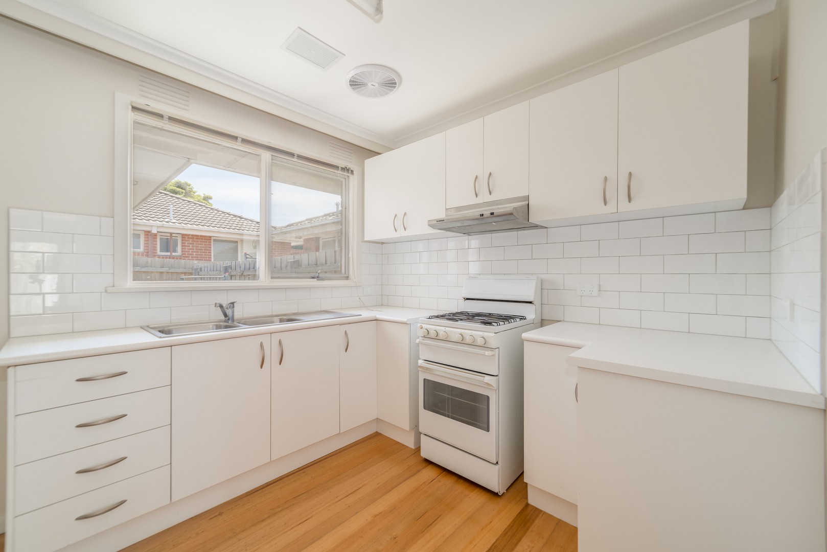 4/11 Brougham Street, Box Hill, VIC 3128, Box Hill - Thumbnail 4